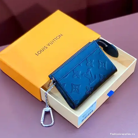Fashionrepsfam ru LV 2312YA0029 Bags 0804